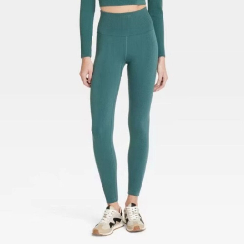 NWT All In Motion Women's XS Dark Green Seamless High-Rise Ribbed Leggings